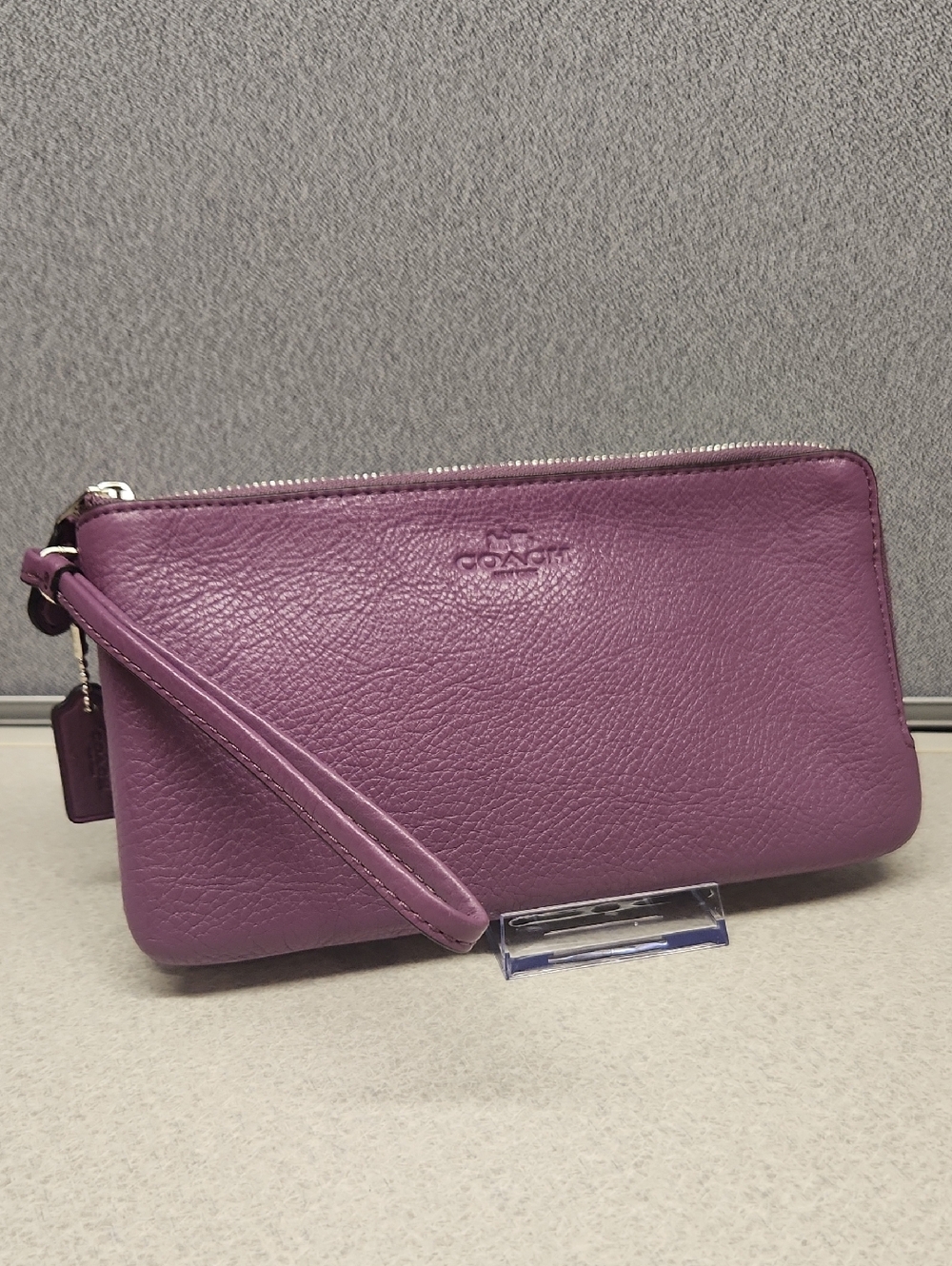 Coach Pebbled Leather Purple Double Corner Zip Wristlet, Like New
